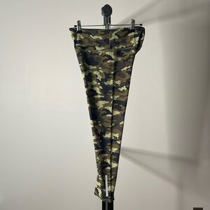 Zyia camo reflective soft n snug